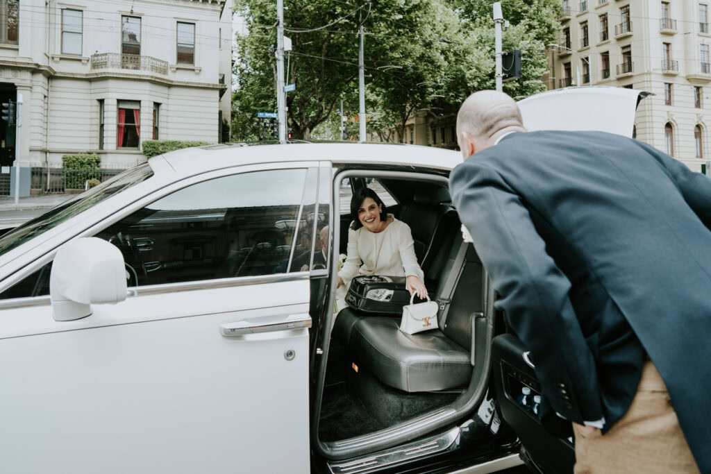 Bride arrives at Melbourne Registry office